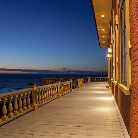 Auberge Chateau Lamontagne Sainte Anne des Monts Экстерьер фото