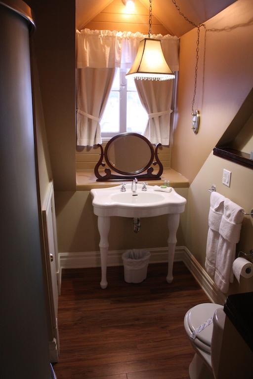Auberge Chateau Lamontagne Sainte Anne des Monts Номер фото