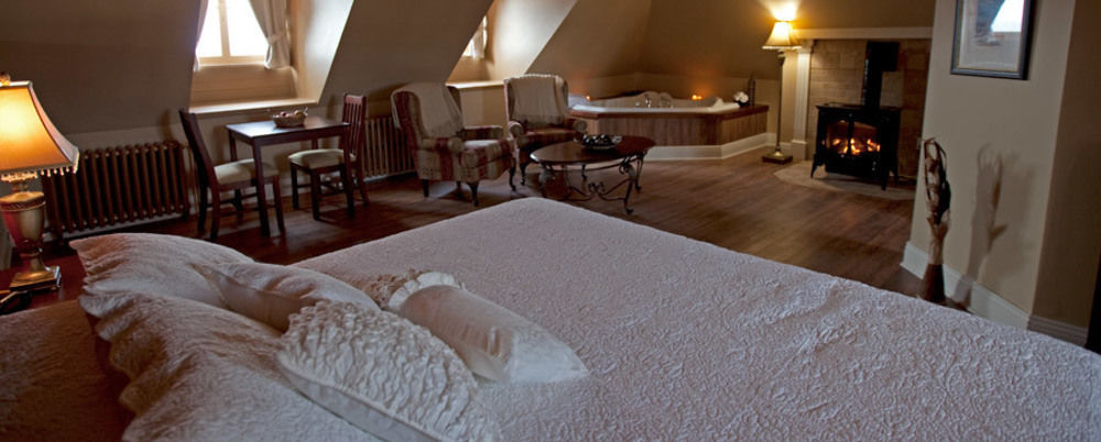 Auberge Chateau Lamontagne Sainte Anne des Monts Экстерьер фото