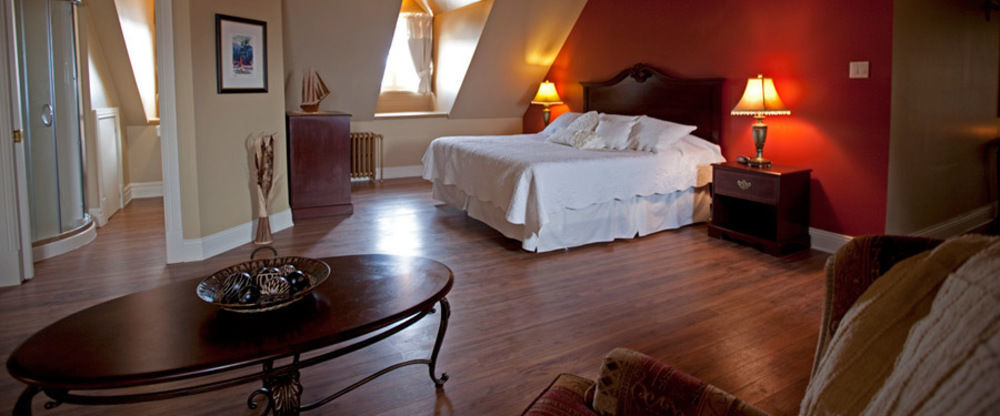 Auberge Chateau Lamontagne Sainte Anne des Monts Экстерьер фото